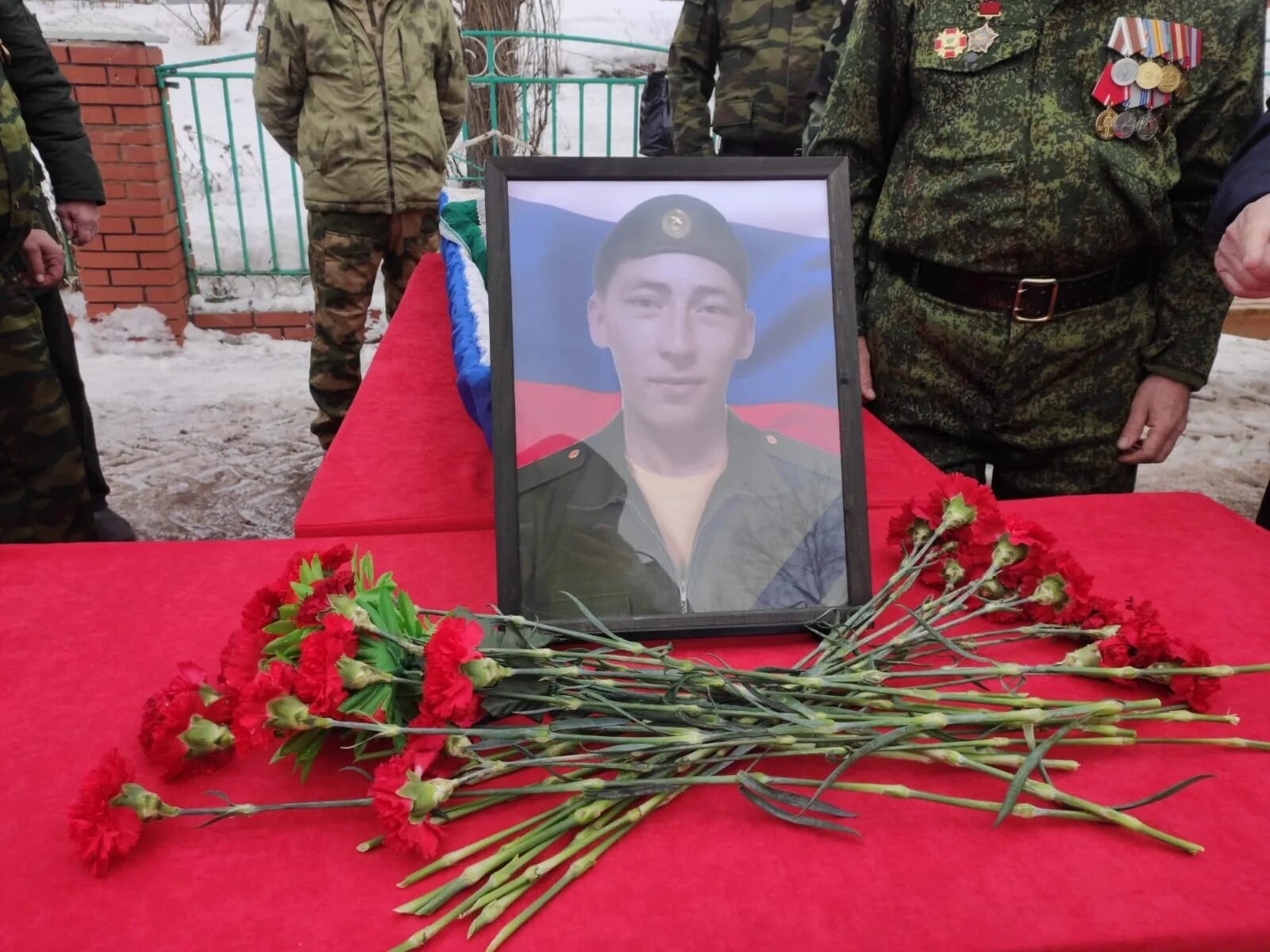 Сколько погибло из башкирии на сегодняшний. Погибшие из Башкирии на Украине. Похороны в Башкирии погибших.