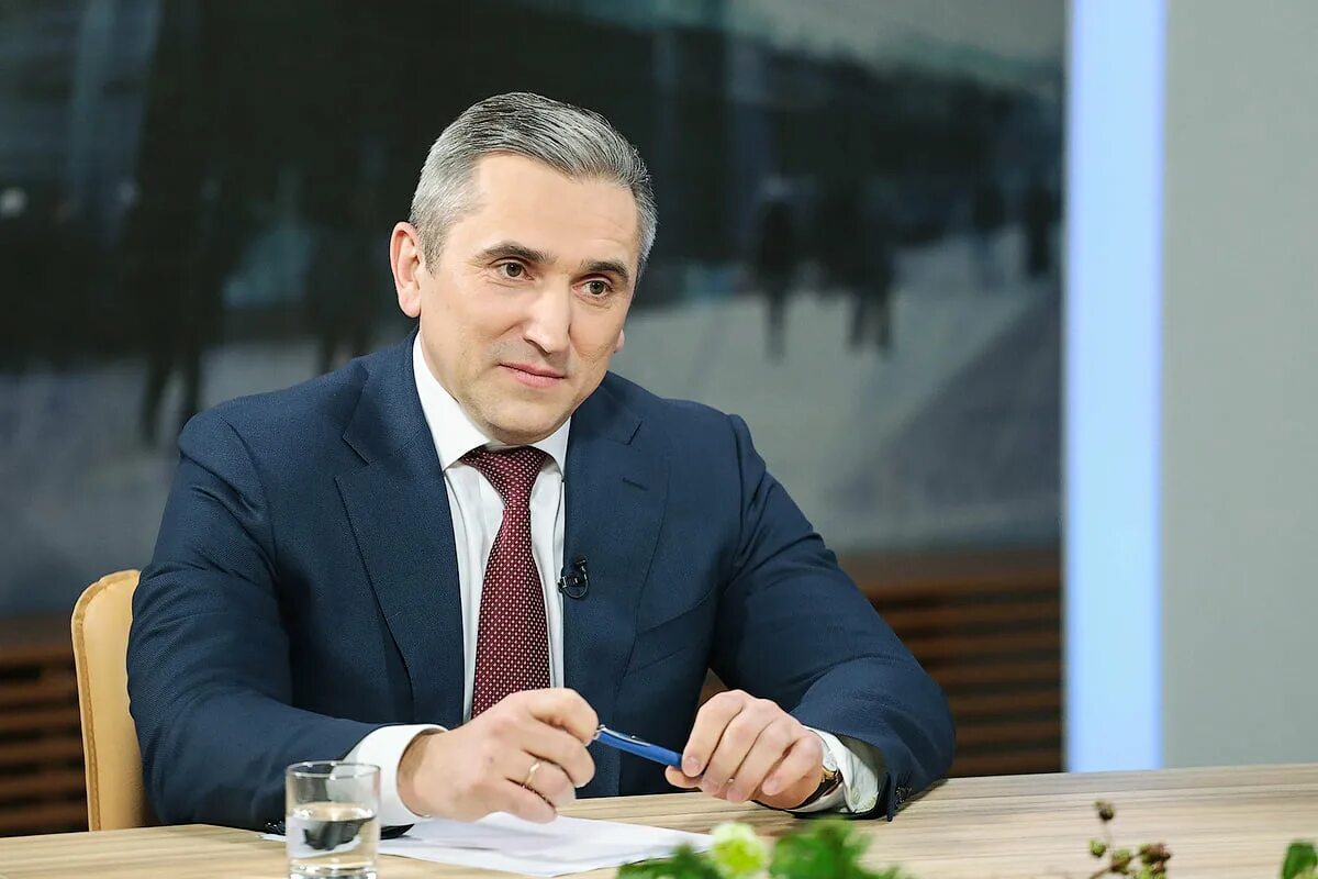 Александр викторович моор. Моор губернатор тюменской области. Моор губернатор. Александр викторович моор. Мэр тюмени моор.
