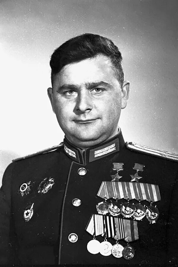 Советские асы герои