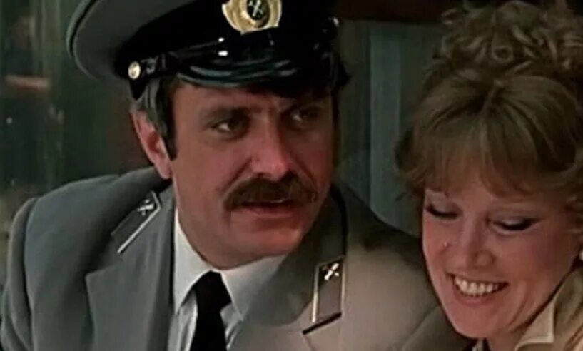 Ширвиндт вокзал для двоих. Михалков и гурченко в фильме вокзал для двоих. Советский фильм двое. Вокзал для двоих михалков сама сама. Михалков и гурченко в вокзал для двоих сама сама.