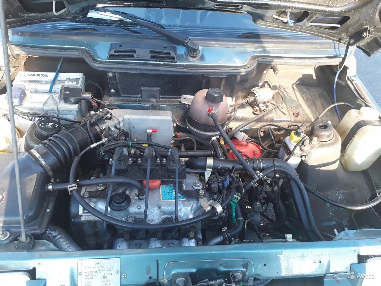 Ока 3 цилиндровая двигатель. Ока 11116 инжекторный трехцилиндровый. Ока сеаз 11116 подкапотка. Ока 1121 двигатель. Ока 3 цилиндровая двигатель.