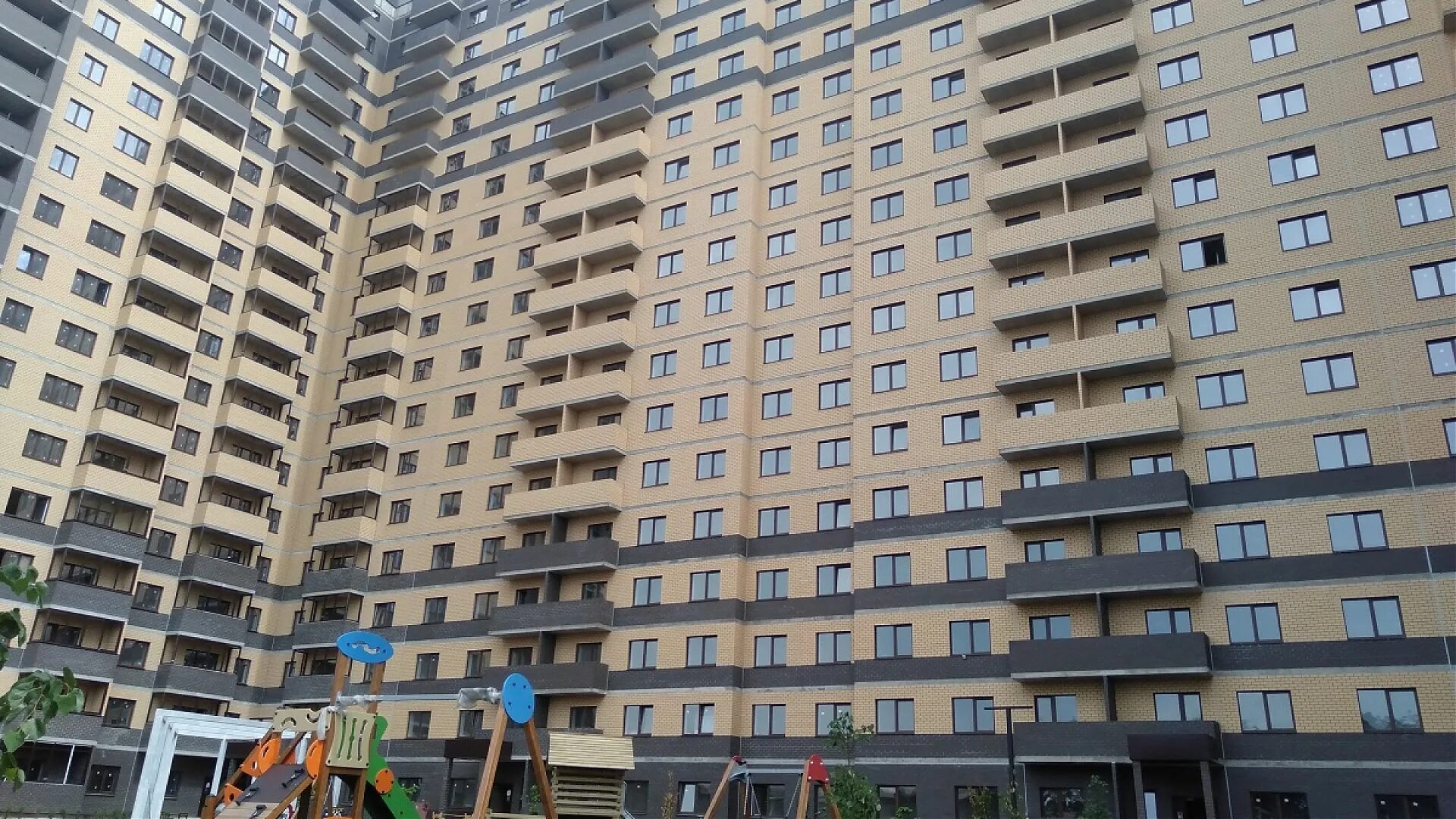 Дом адмирал воронеж. Кривошеина 13 воронеж. Ул. Кривошеина 13 воронеж индекс. Ул.
