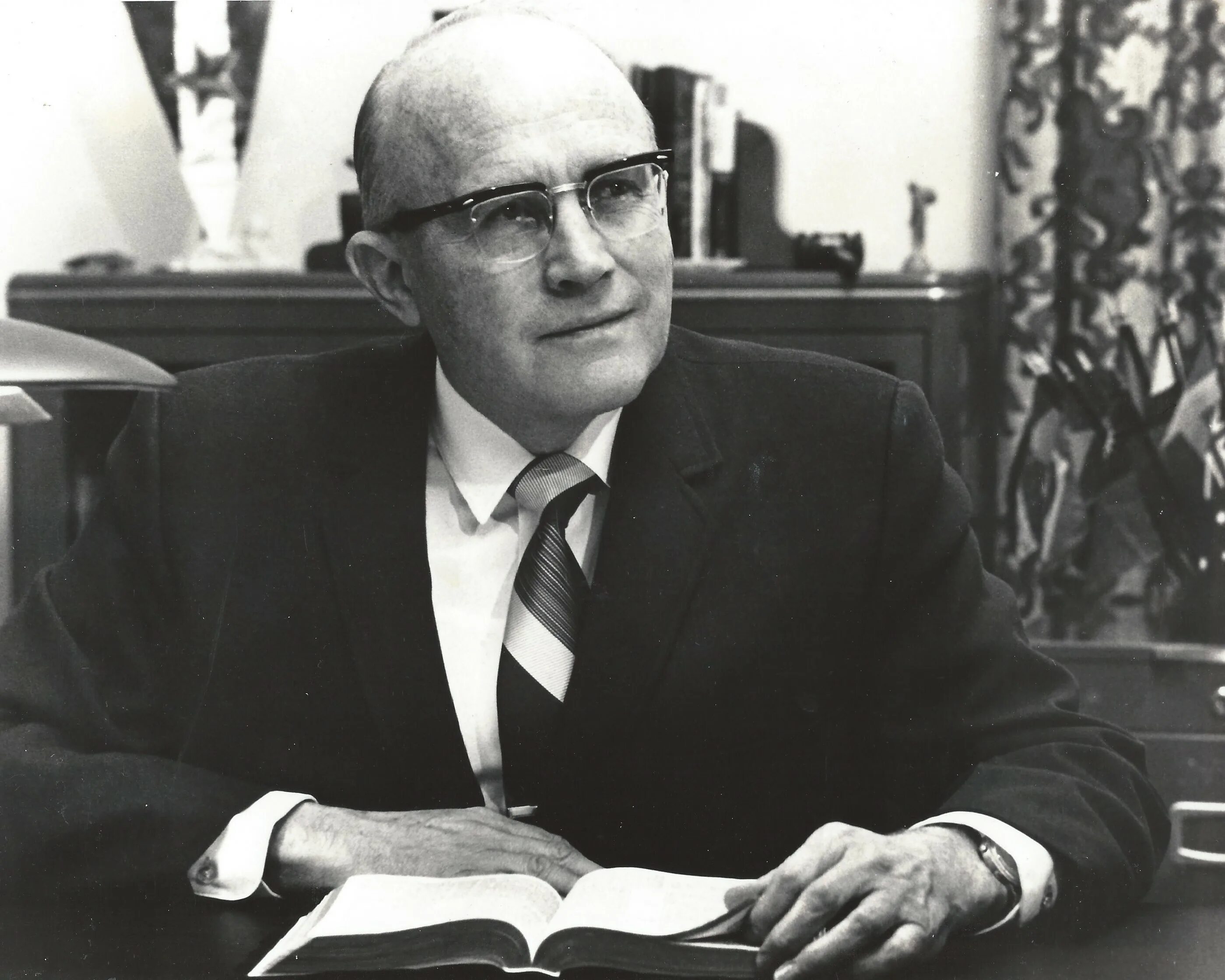 Кэрол пирсон герой и бунтарь. Камерон пирсон. Patrick gross. Камерон пирсон. Джек пирсон.