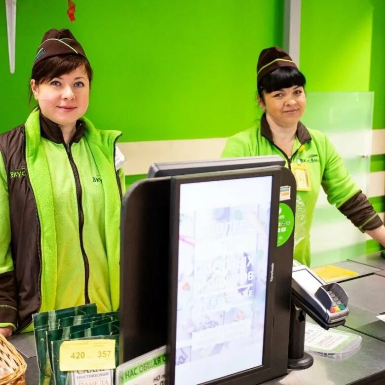 Работа кассир без опыта работы. Свежие вакансии. Требуется кассир объявление. Требуется кассир с опытом работы. Работники теремок ресторан.