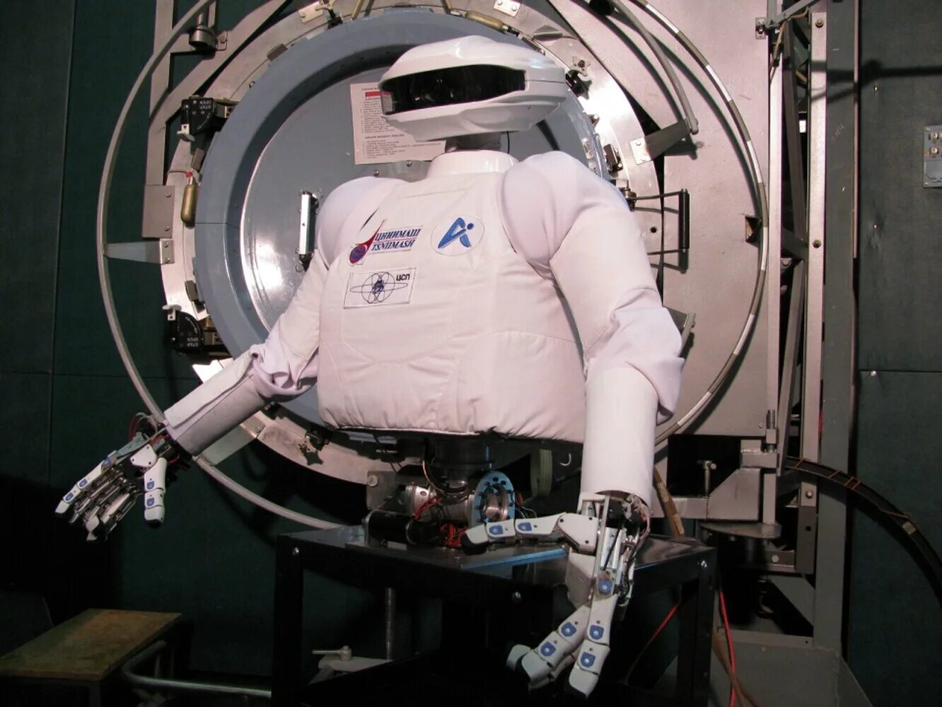 Первый космический робот. SAR-400 Robonaut.. Робонавт 2 на МКС. Космические проекты - SAR-400, Робонавт. SAR-400.