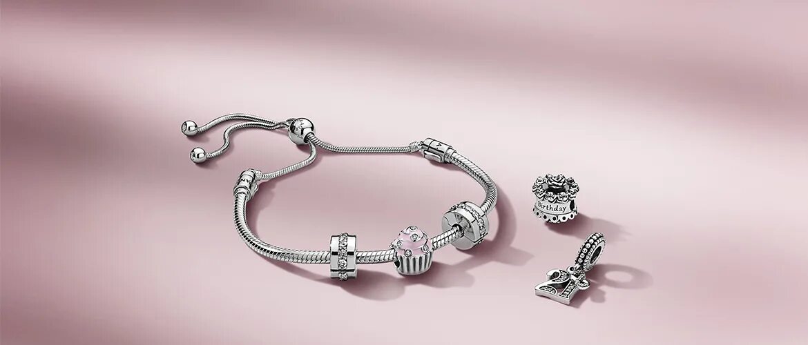 Шарм подвеска пандора. Браслет пандора. Пандора в великом новгороде. Браслет пандора с шармами микки. Браслет пандора с0533.