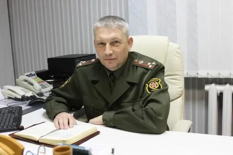 Комиссар военкомата