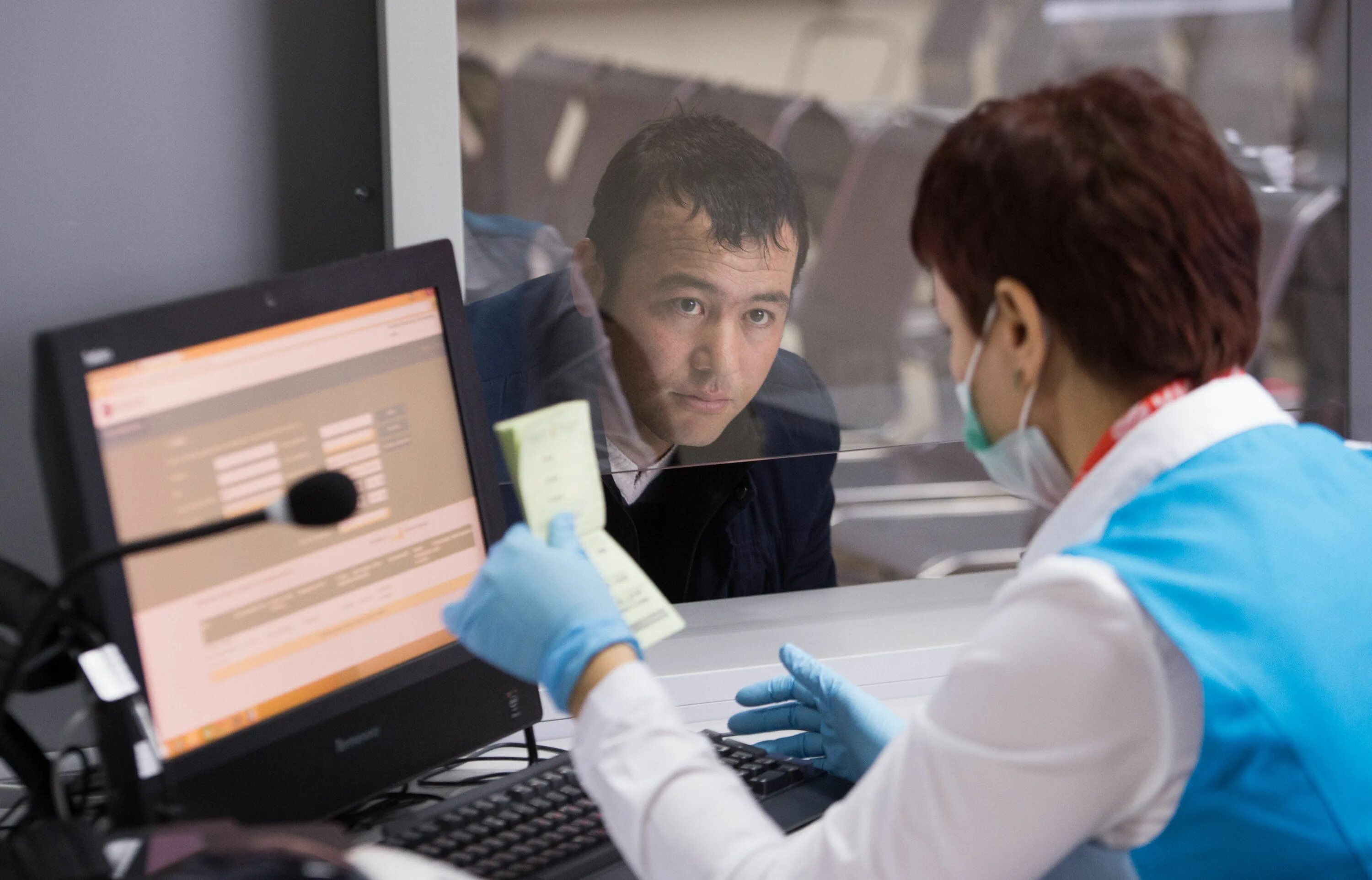 Граждане иноагенты