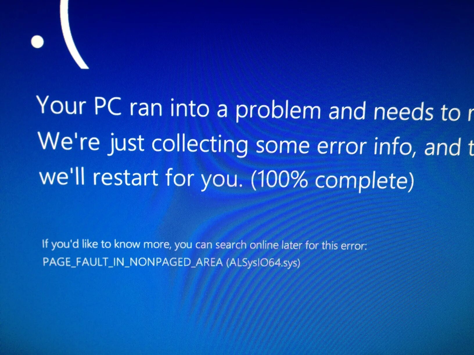 Ran into problems. Ошибка Windows. Синий экран Memory Management. Memory Management Windows 10 ошибка. Синий экран смерти Windows 10.