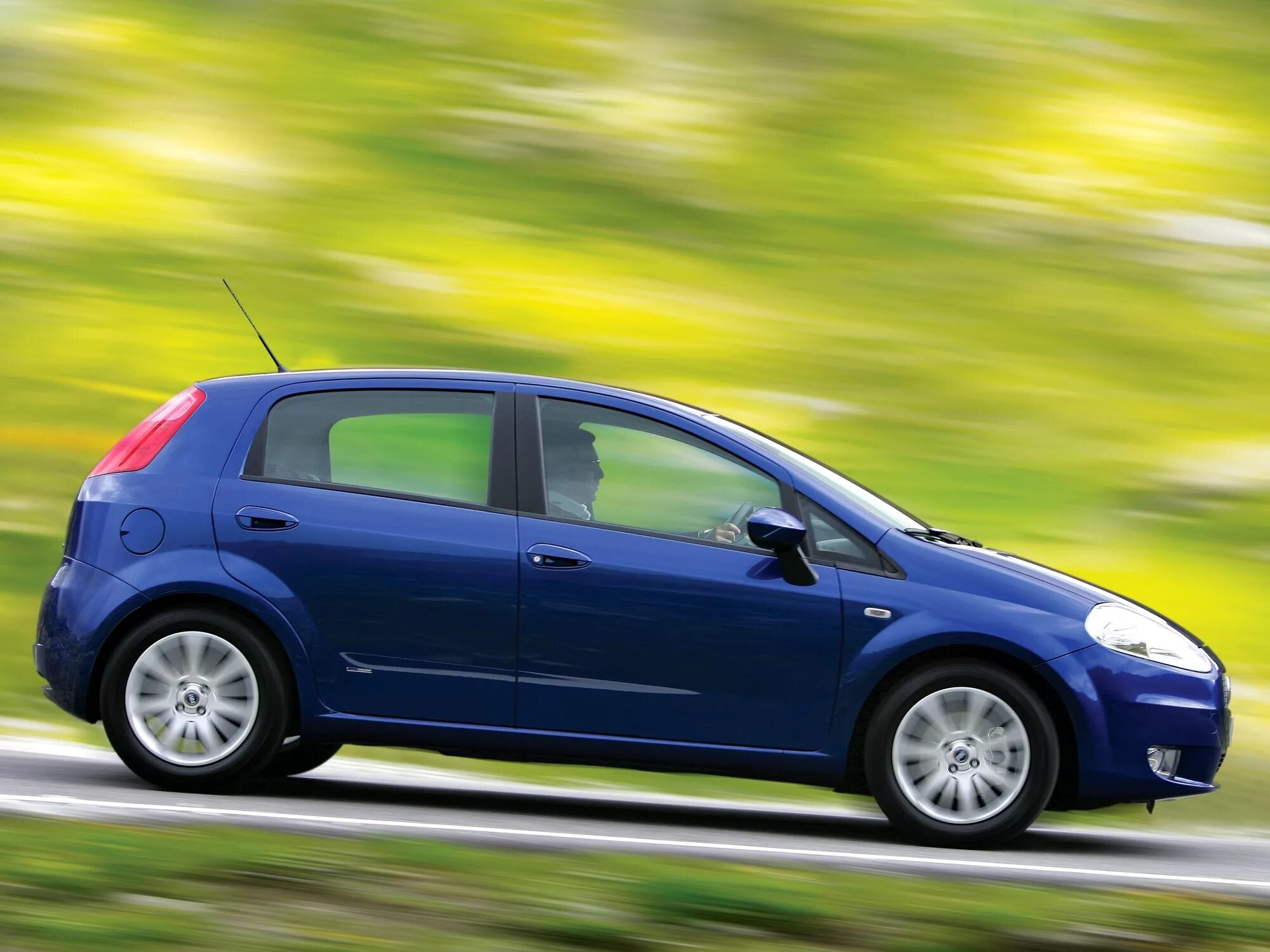 Fiat grande punto 3. 4. Fiat grande punto 1. Фиат гранд пунто 2008. Fiat grande punto 1.