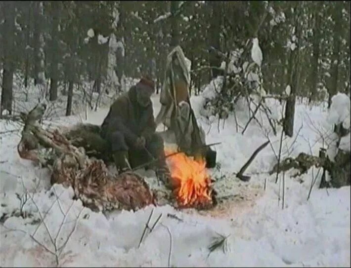 Жизнь охотников в глубинке. Сибирский охотник Казис Буошка. Охота в Сибири Казис Буошка. Сибирский промысел в тайге охотники промысловики. Таежники промысловики Сибирские охотники.