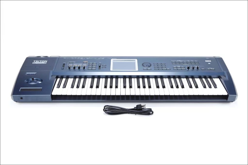 Синтезатор key. Korg triton extreme 61. korg triton le 61. синтезатор корг тритон 61. korg triton extreme.