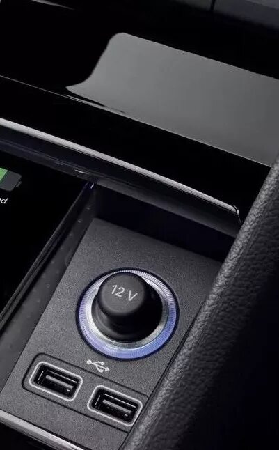 Шкода кодиак 2021 разъем usb. Usb skoda. Изофикс в шкоде рапид 2018. Usb разъём skoda octavia 2011. Skoda scala l 5d 2019 deflector.