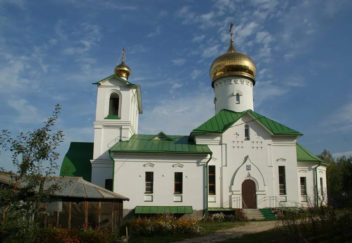 Храм Воздвижения Креста Господня в Рязани. Храм Василия Рязанского Рязань. Крестовоздвиженский храм Рязань Дашково Песочня. Рязань Крестовоздвиженский храм на Новоселов.