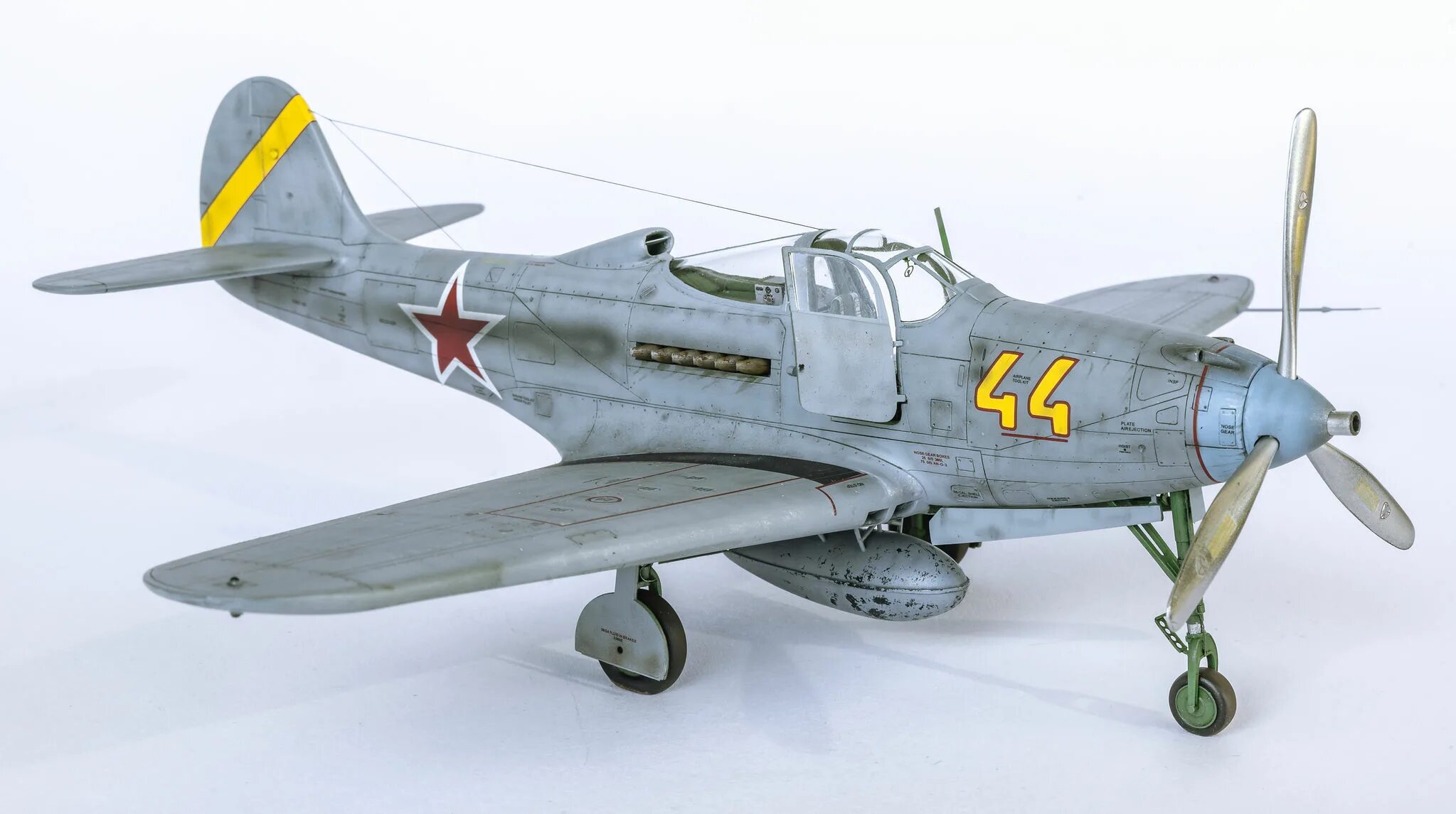 P-39q 1/48 eduard. P 39 1 48. P-39 airacobra 1/48. P-39 airacobra. Bell p-39 airacobra.