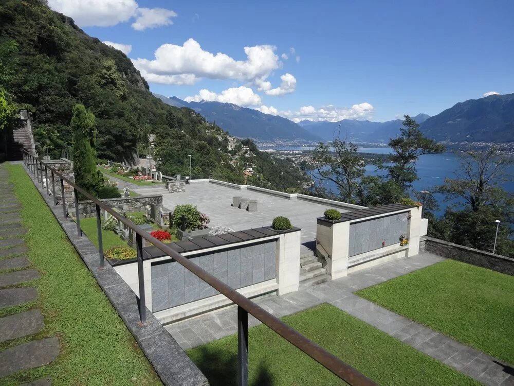 вилла ремарка в порто ронко. тичино швейцария достопримечательности. вилла ремарк в швейцарии в порто ронко. порто ронко. вилла ремарк в швейцарии в порто ронко.