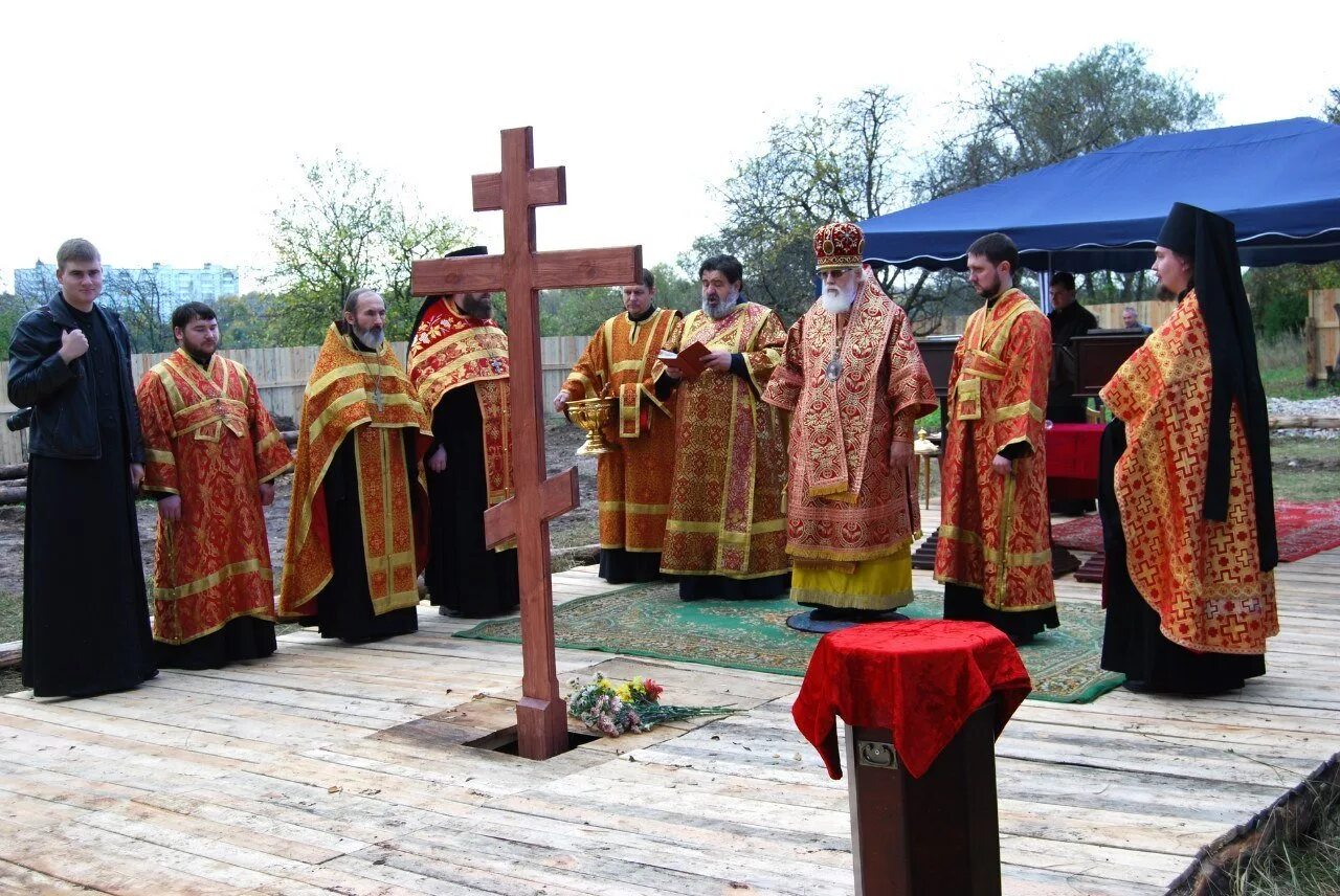 Николаевский малицкий. Николо-Малицкий монастырь. Николо-Малицкий монастырь Тверь. Подворие николомалецкого м. Николаевский Малицкий мужской монастырь.