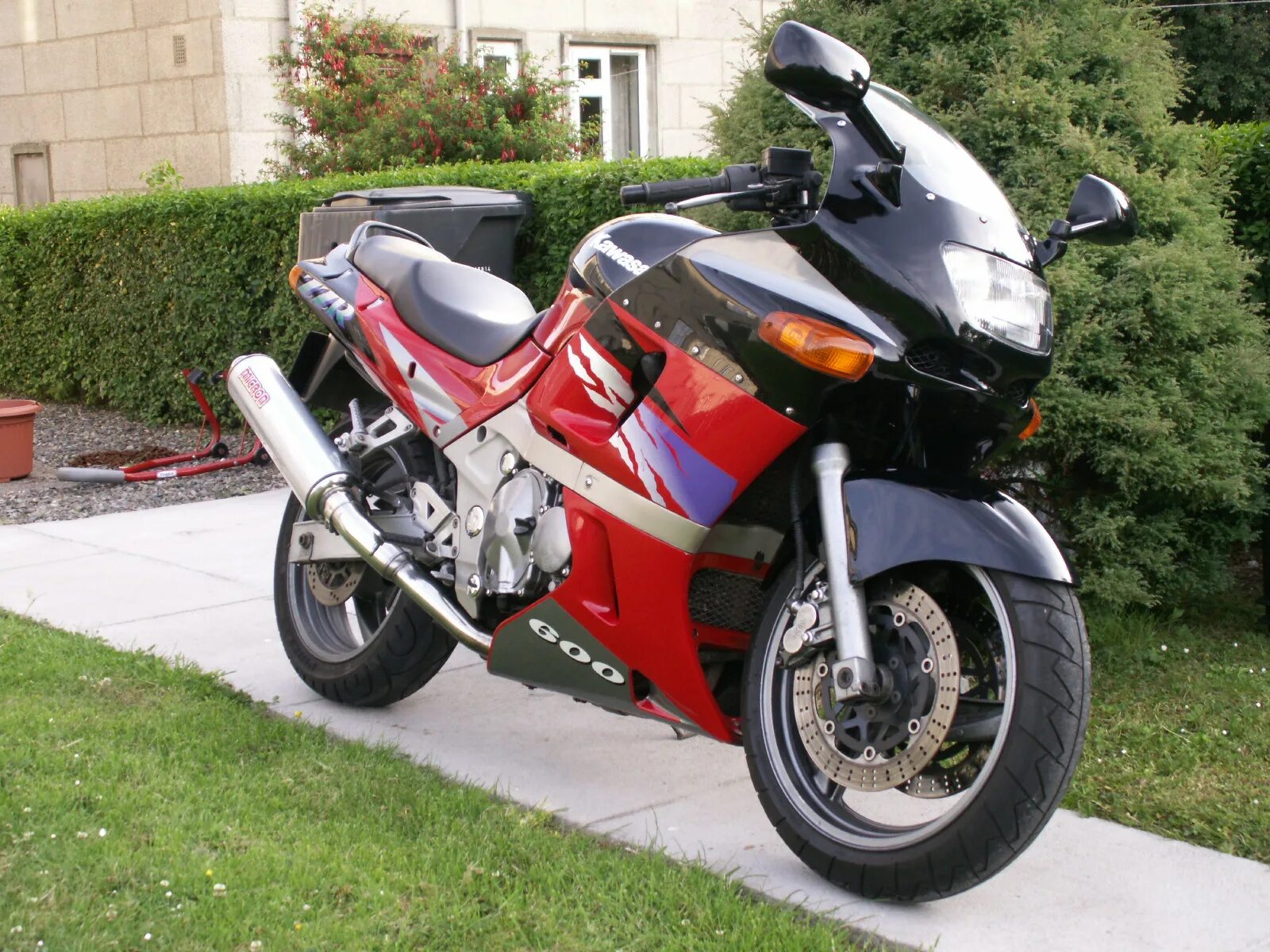 Мотоцикл omaks xy250-5a. Honda cbr 250. Ducati 999 2006. Мотоцикл ява rvm 500. Yamaha yzf r6 2020.