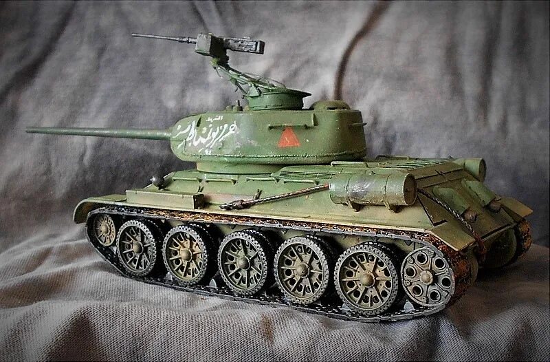 Т 34 85 купить. Танк t-34-85 AVD. Т-34 1:43. Т-34-85 АВД моделс. Т-34-85 сирийский.
