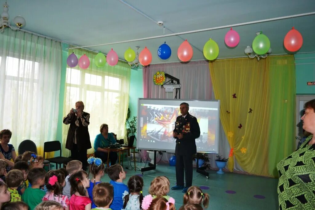 Родничок 5. Родничок Енисейск. Детский сад Родничок Енисейск. МБДОУ 9 Енисейск Звездочка. Детский сад 15 Енисейск.