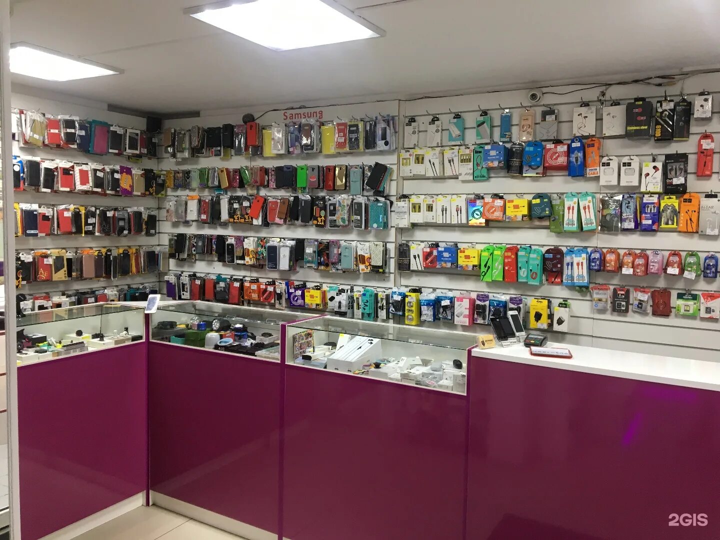 река мойка исаакиевский собор. магазин телефонов в новосибирске. спас на крови санкт-петербург осенью. магазины питера телефонный. телефоны санкт петербург.