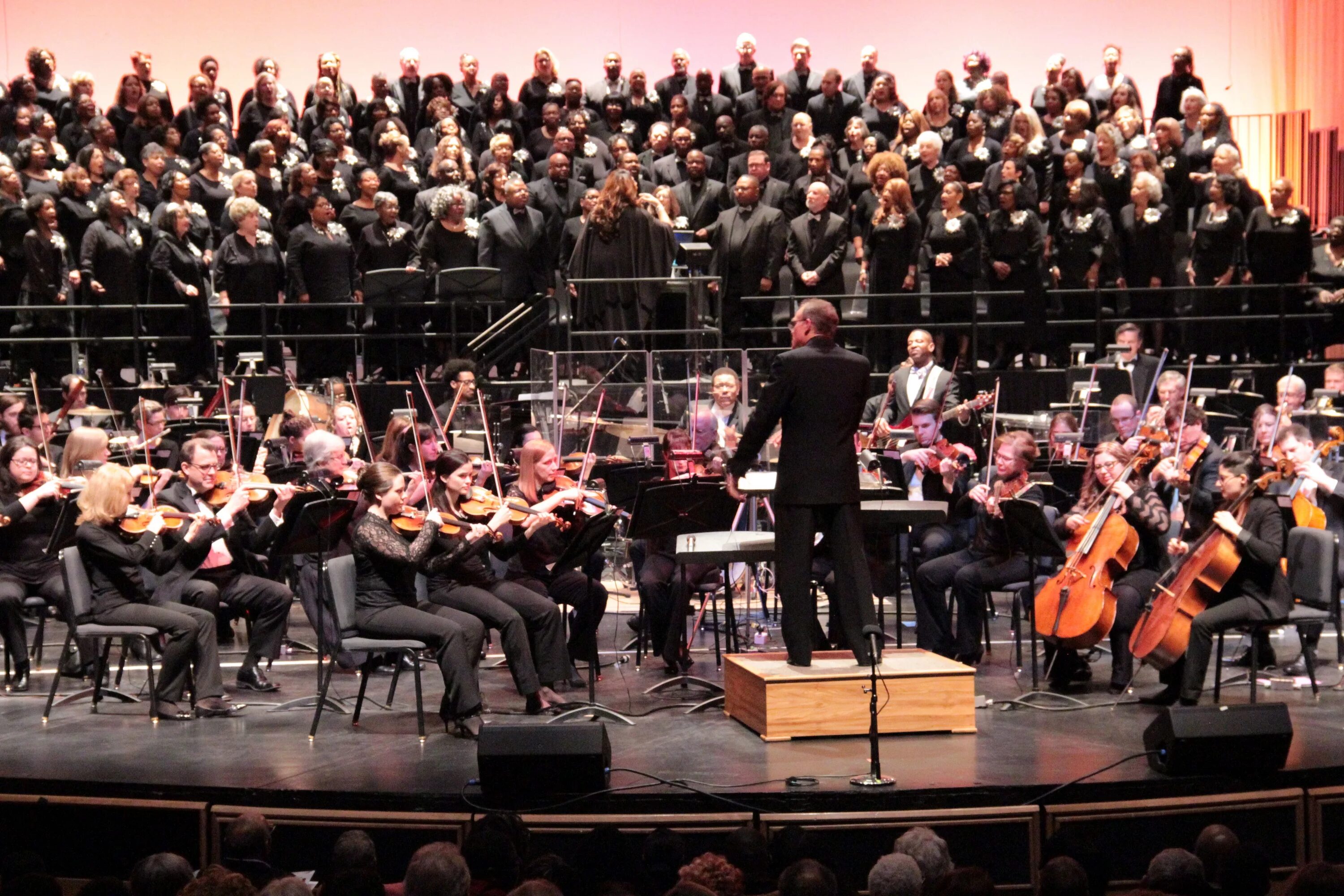 Metropolitan orchestra. Пражский симфонический оркестр. Симфони... Оркестр белградск.... Кельнский симфонический оркестр. Исландский симфонический оркестр.