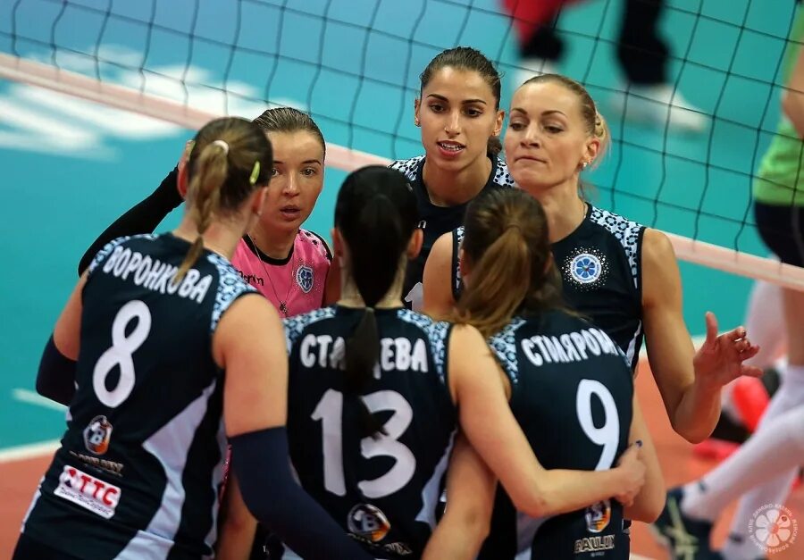 волейбол женский казань. зенит казань волейбол команда. чемпионат мира 2010 года волейбол женщины.
