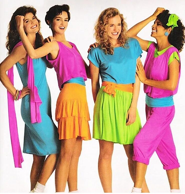 Мода Европы 80-х. 80-90е одежда женская мода. Одежда в стиле 80-х 90-х.