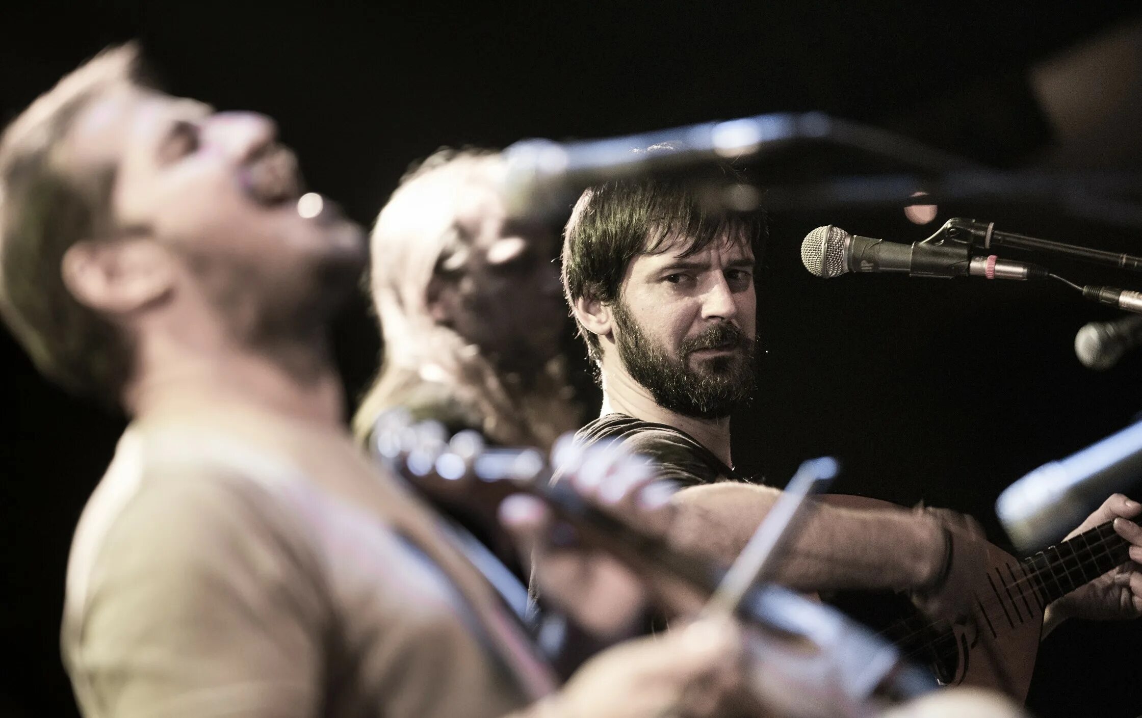 Nikos Band. Nikos stratakis художник. Певцы грузинской группы Nikos Band. "Nikos Band" && ( исполнитель | группа | музыка | Music | Band | artist ) && (фото | photo). Никос бэнд состав