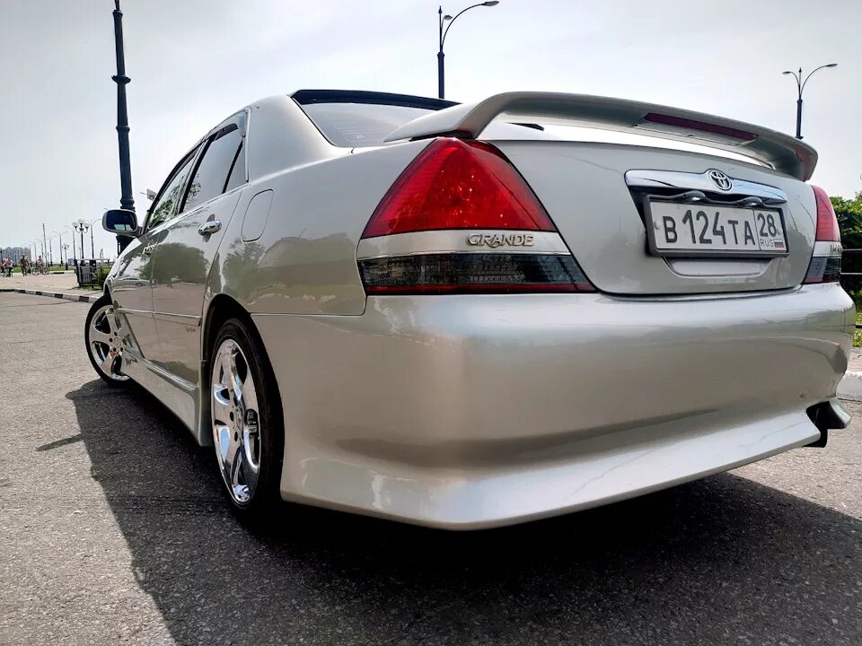 Марки на спойлера. Toyota Mark II 110. Спойлер Power 328 марк2 110.