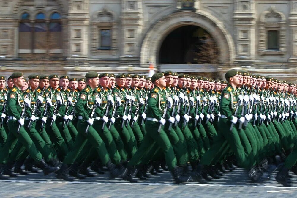 Движение парада в Москве. Парад 9 мая 2022 в Москве. Парад на красной площади 2022. Парад Победы в Москве 2022 год.