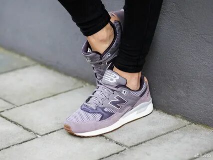 Кроссовки 530 женские