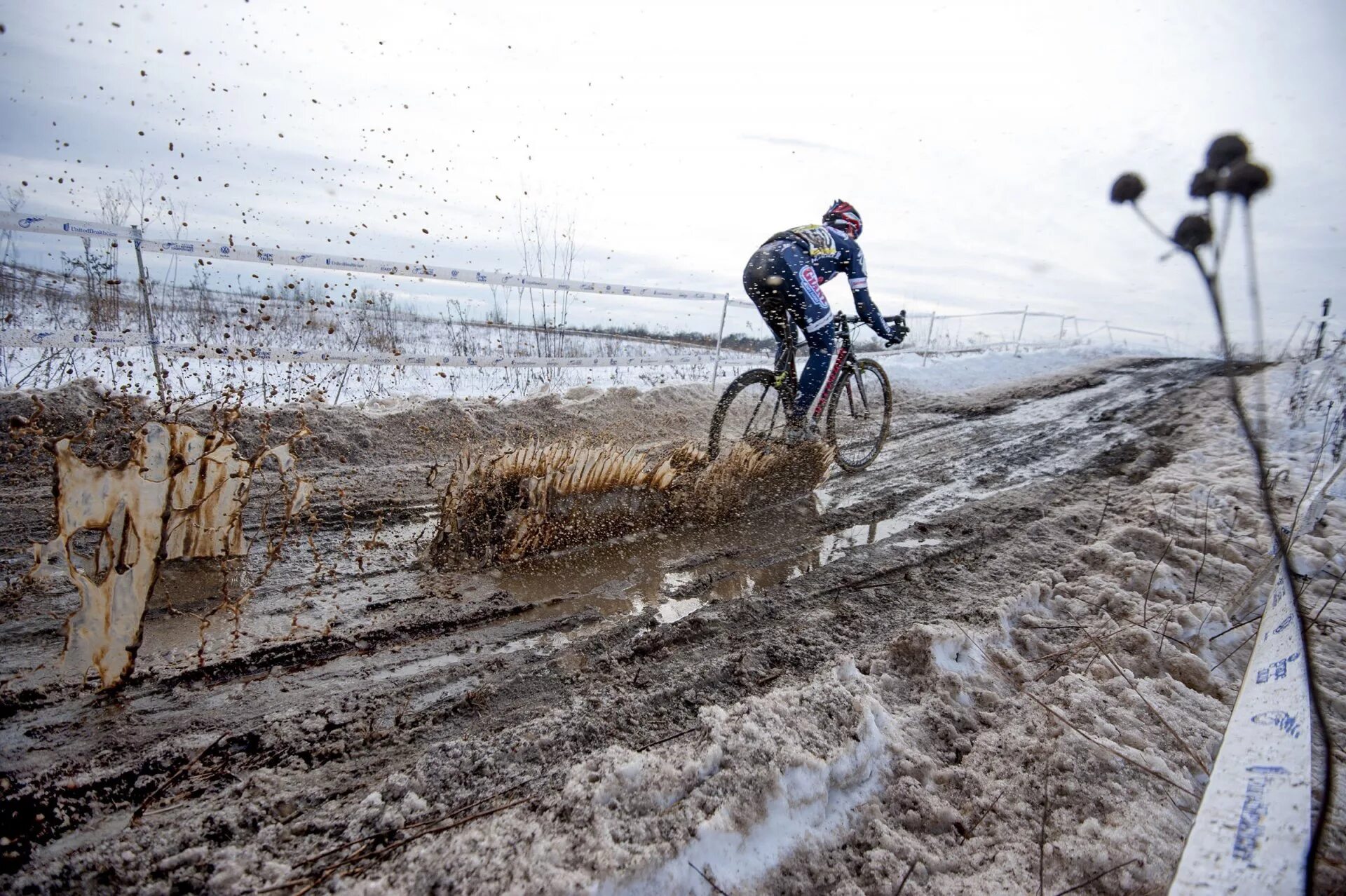 Великий разбить. Кросс Кантри Mud. На Велике по грязи. Грязный велосипед. На Велике зимой.