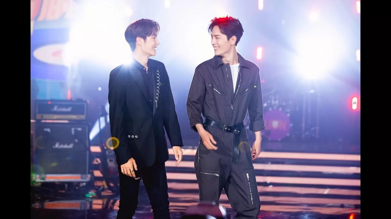 Day day up. Сяо чжань day day up. day day up ван ибо и сяо чжань. xiao zhan and wang yibo day day up. day day up с сяо чжанем.