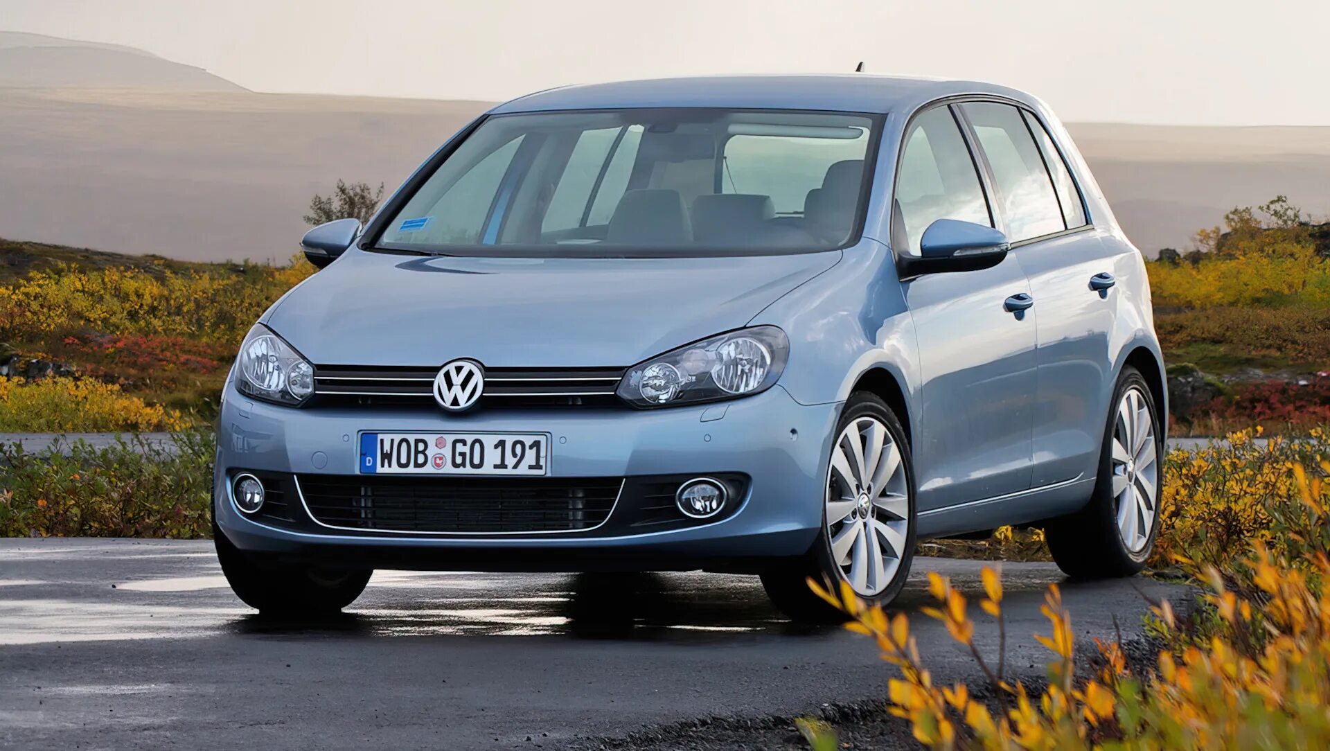 Volkswagen 6 поколение. Golf 6 Highline. Фольксваген гольф 94. Волсваген Голф 6. Гольф 6 2010 года.