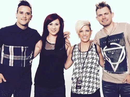 Skillet 2025. Группа скиллет. группа skillet kori. джон купер скиллет. джон купер и кори купер.