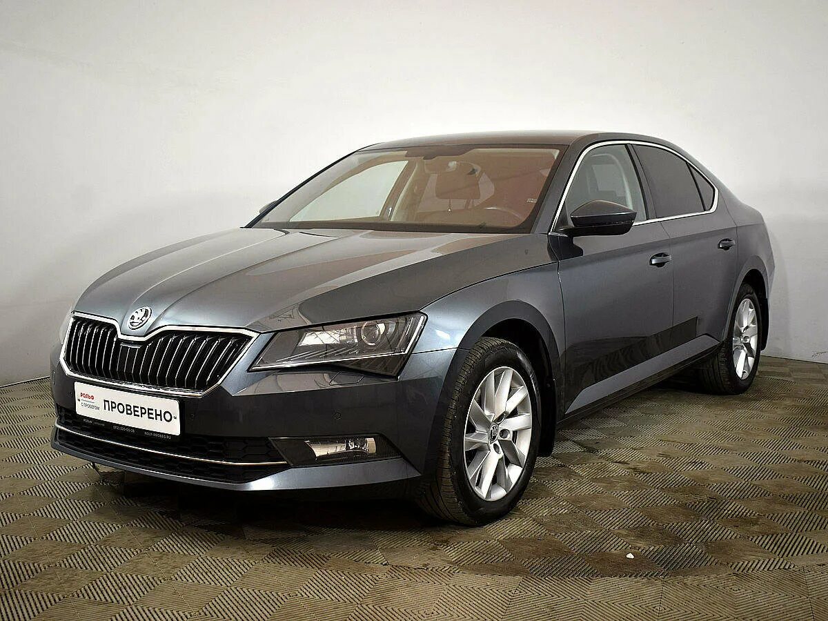 Шкода суперб 3 купить. Шкода Суперб 2017. Skoda Superb III. Шкода Суперб 2017 года. Skoda Superb серый.