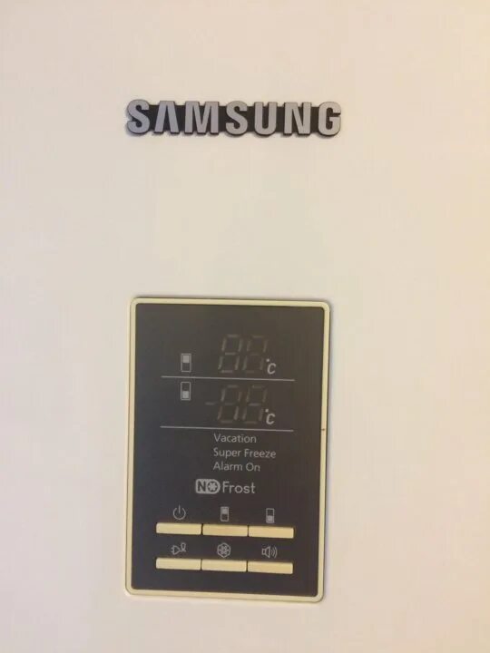 Robot rl34. Холодильник Samsung rl34egsw1. Дисплей холодильника для Samsung rl34egms. Samsung RL-34 EGSW. Samsung rl34egms LCD.