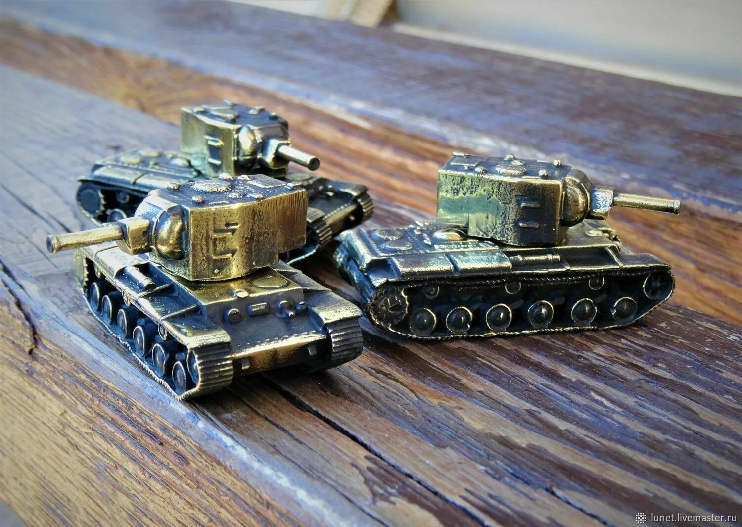 Танк кв 2 модель. Кв-44 танк игрушка. Игрушечный танк кв 44. Игрушечные танк кв6.
