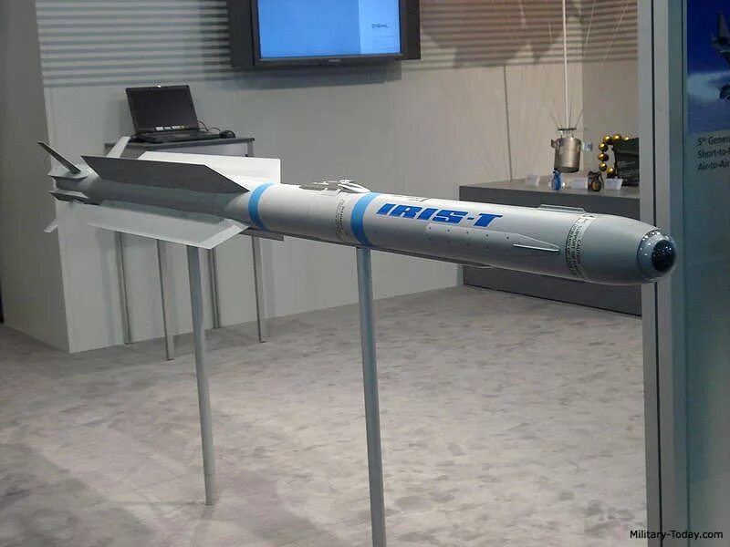Iris-t ракета «воздух-воздух». Iris-t ракета «воздух-воздух». Ракета iris-t. Iris-t sl. Ракета iris-t slm.