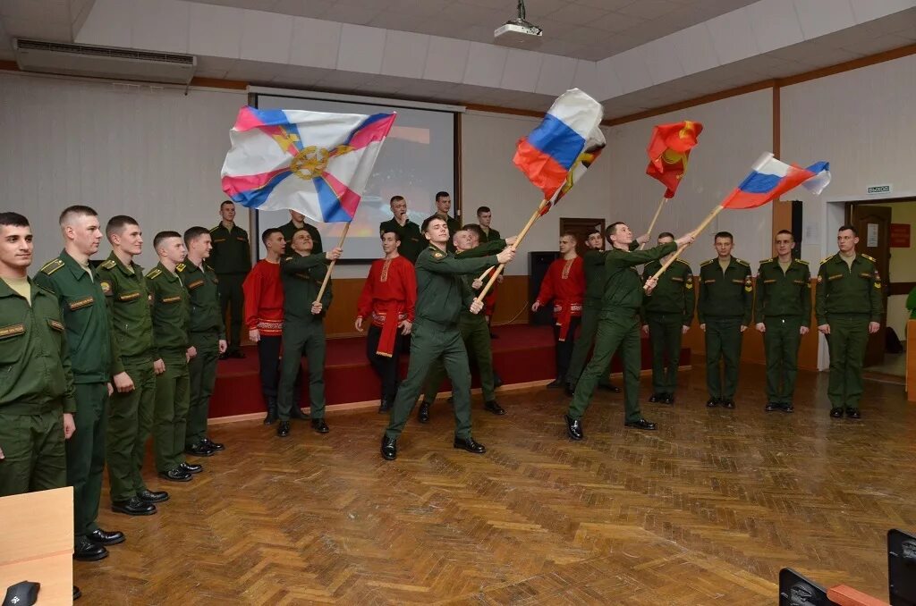 Пенза инженерный институт. Пенза военное артиллерийское училище. Офицеры пензенского артиллерийского инженерного института. Пенза инженерный институт. Пенза инженерный институт.