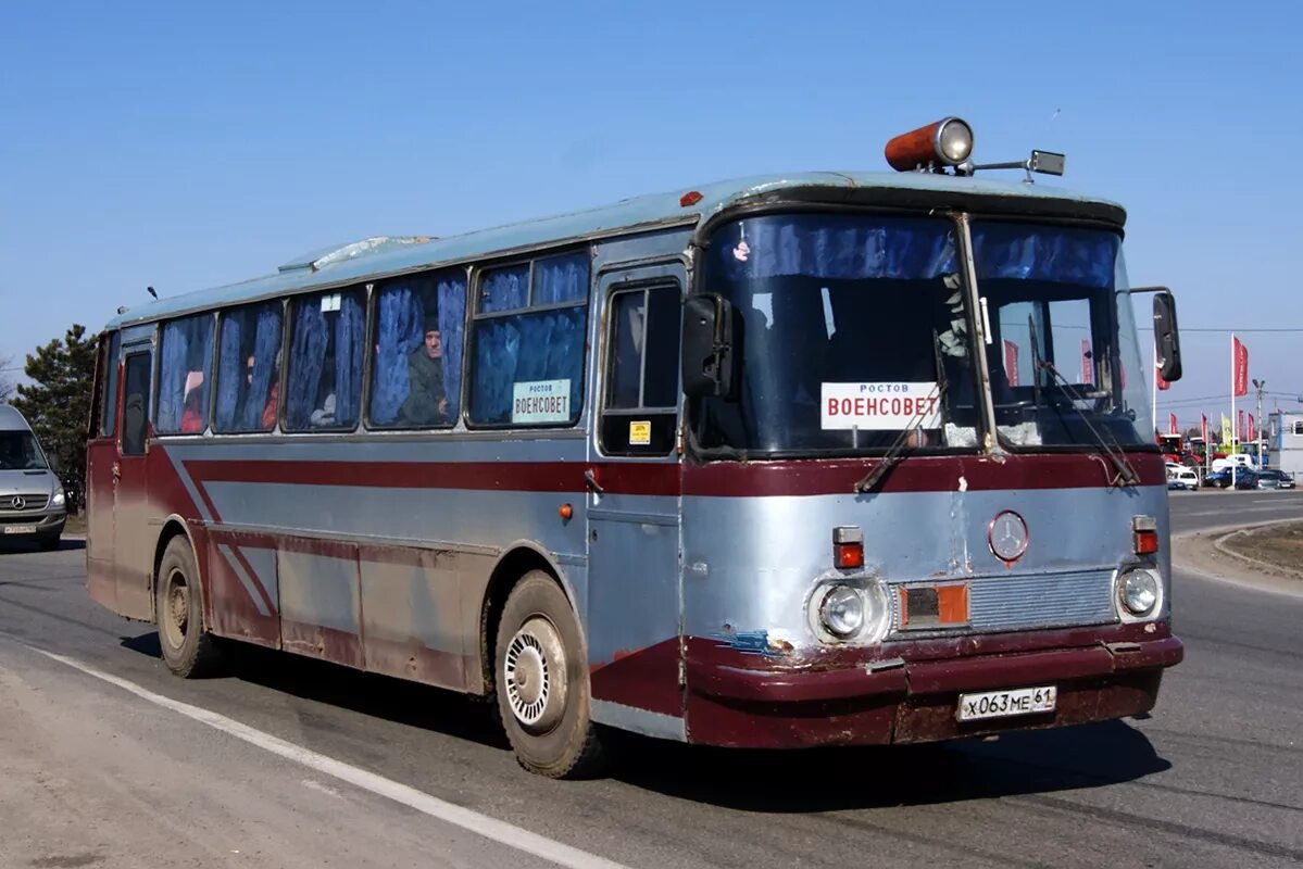 ЛАЗ 699 турист. ЛАЗ-699 Карпаты. Автобус ЛАЗ 699 турист. ЛАЗ 699 СССР.