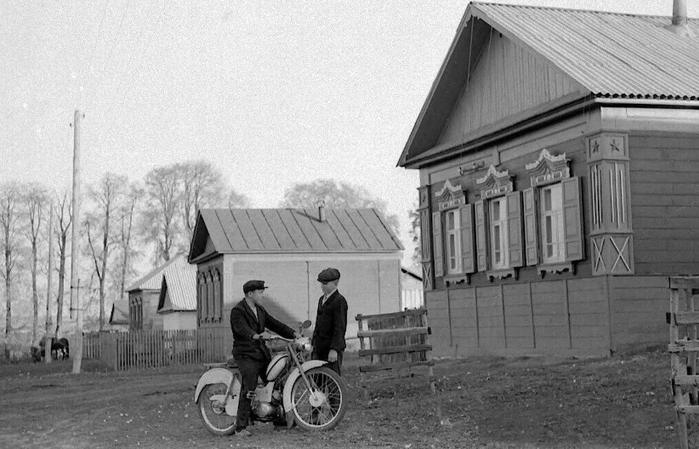 Архив сядь. Село Колояр Вольского района. Село Колояр Вольского района Саратовской области. Деревне Колояр. Саратовская область, р-н Вольский, с Колояр.