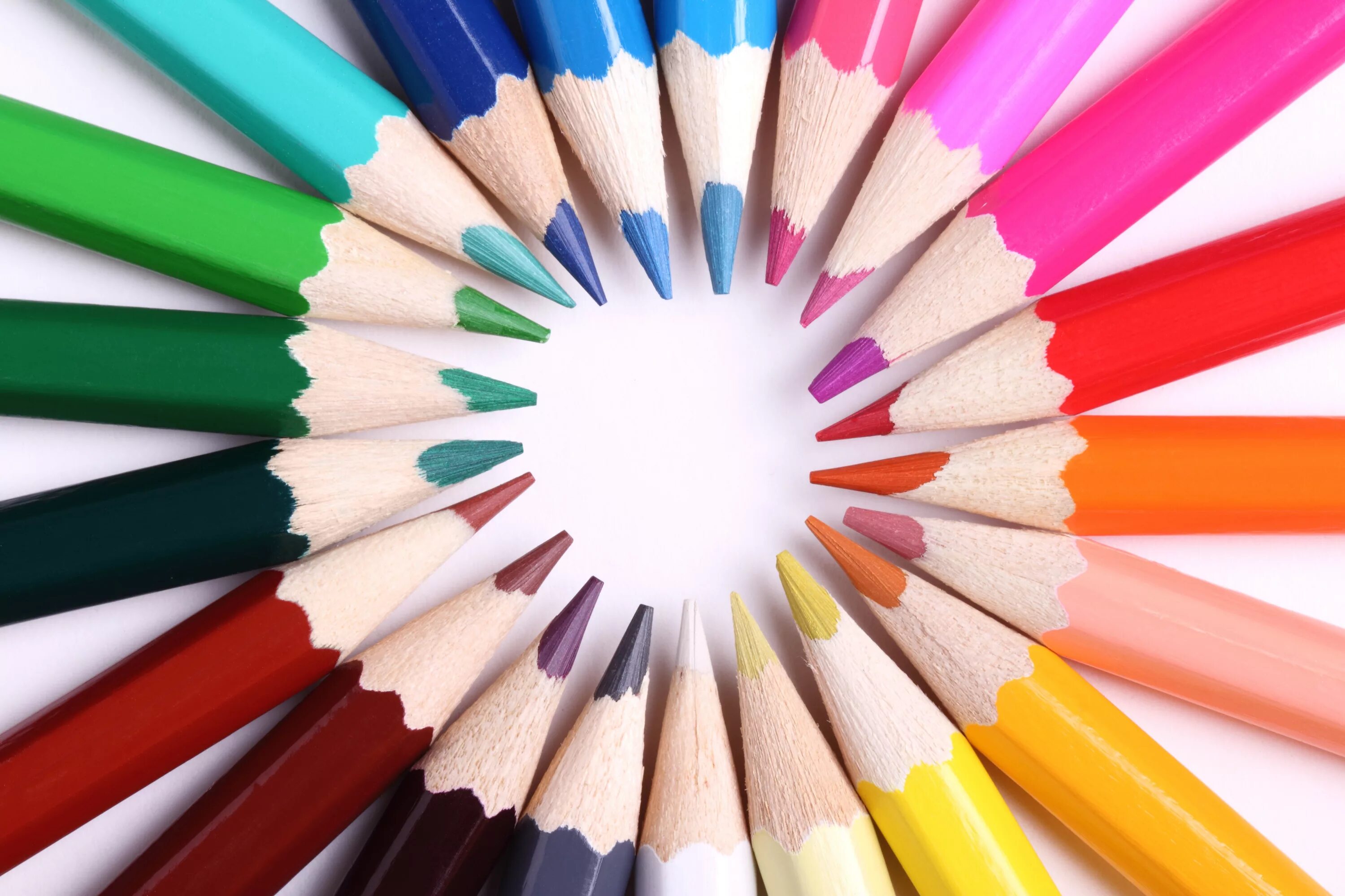 Названия цветов карандашей. Карандаши цветные. Яркие карандаши. Цвета карандашей. Карандаши разных цветов.