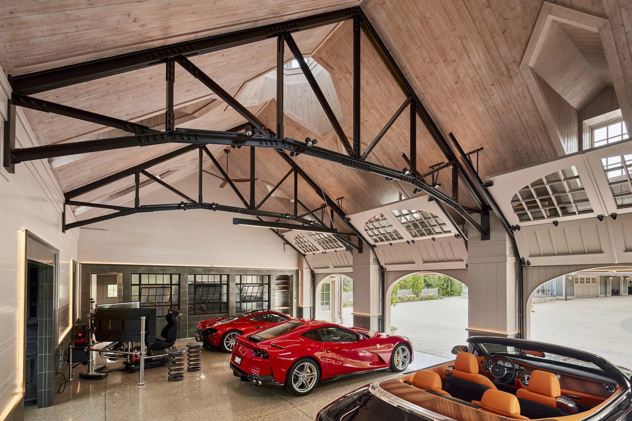 Красивый гараж. Шикарный гараж. Необычный гараж. Красивые гаражи для автомобилей. Идеальный гараж