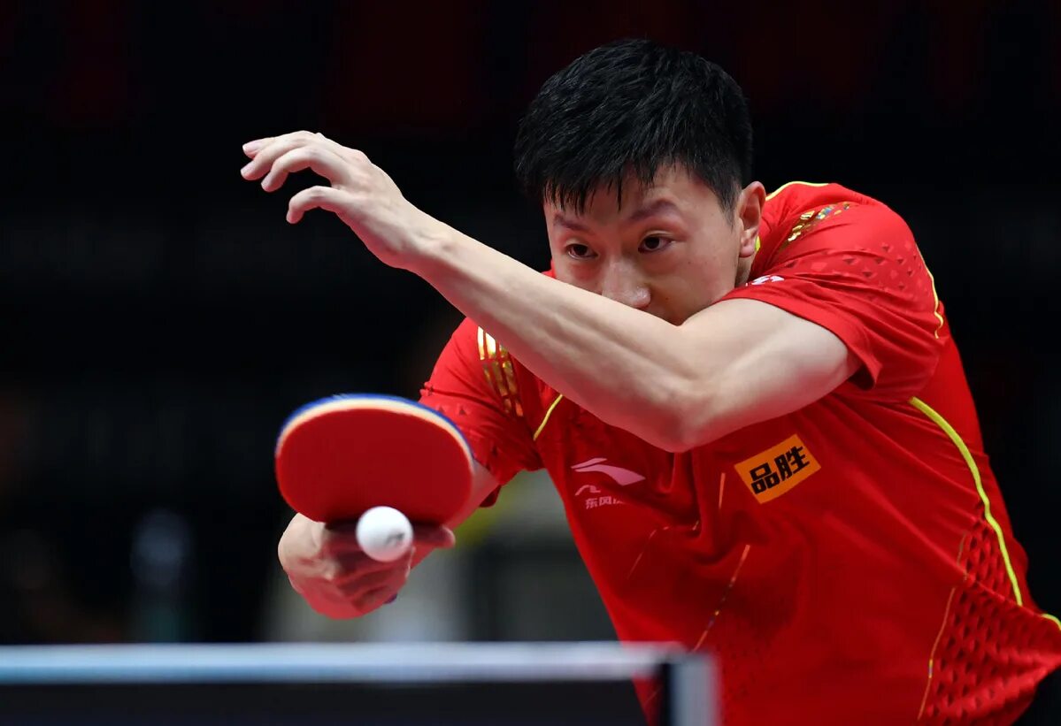 Пинг понг тайланд видео. Ma long теннисист. Ма Лонг настольный теннис. Настольный теннис ма Лонг 2021. Ма Лонг 2023.