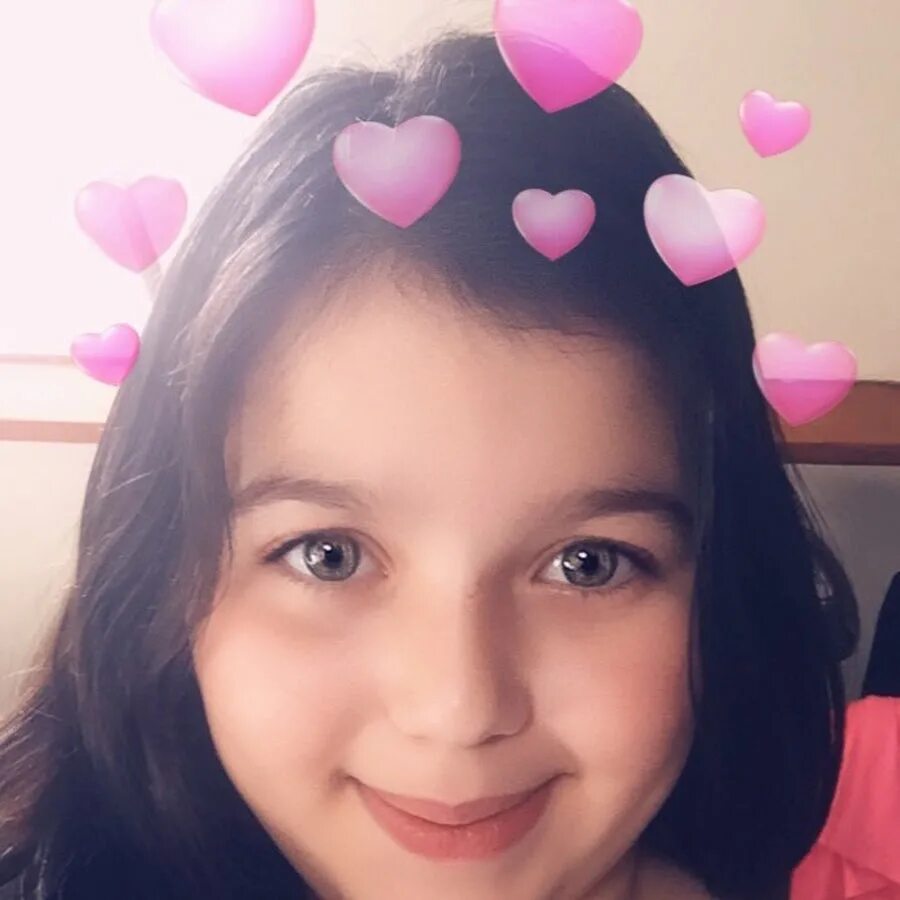 Хелин кандемир лейла. Helin139 лицо. Helin139 люда. Helin139 люда. София хелин снеговик.