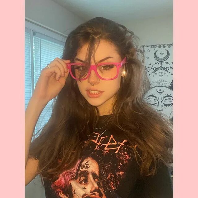 Hannah owo макияж. Hannah owo. uwu hannahowo. hannah owo на аву. ханна с тиктока.