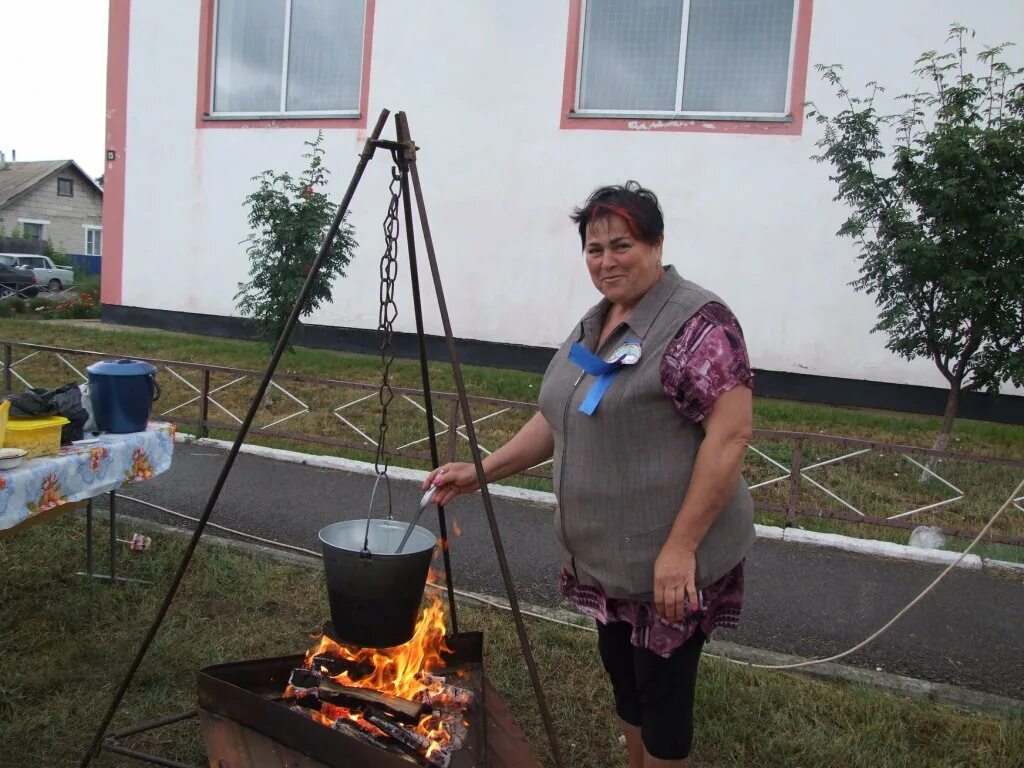 Погода михайловка алтайский край бурлинский. Алтайский край Бурлинский район село Михайловка. Пожар с Михайловка Бурлинского района Алтайский край. Учителя ветераны Бурлинского района Алтайского края. Асямовка Бурлинский р-н.