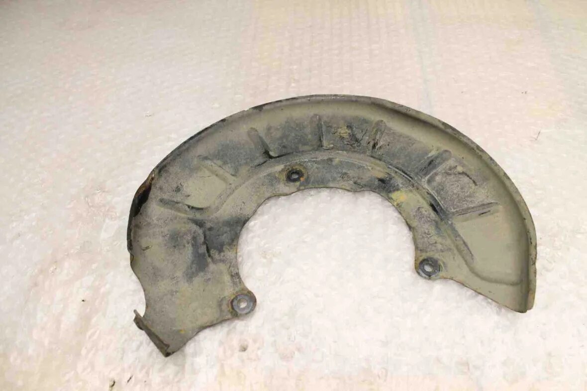 Щиток тормозного диска skoda superb 2. Защитный кожух диска шкода а7. Кожух тормозного диска шкода а7. Кожух тормозного диска шкода а7. Кожух тормозного диска шкода а7.